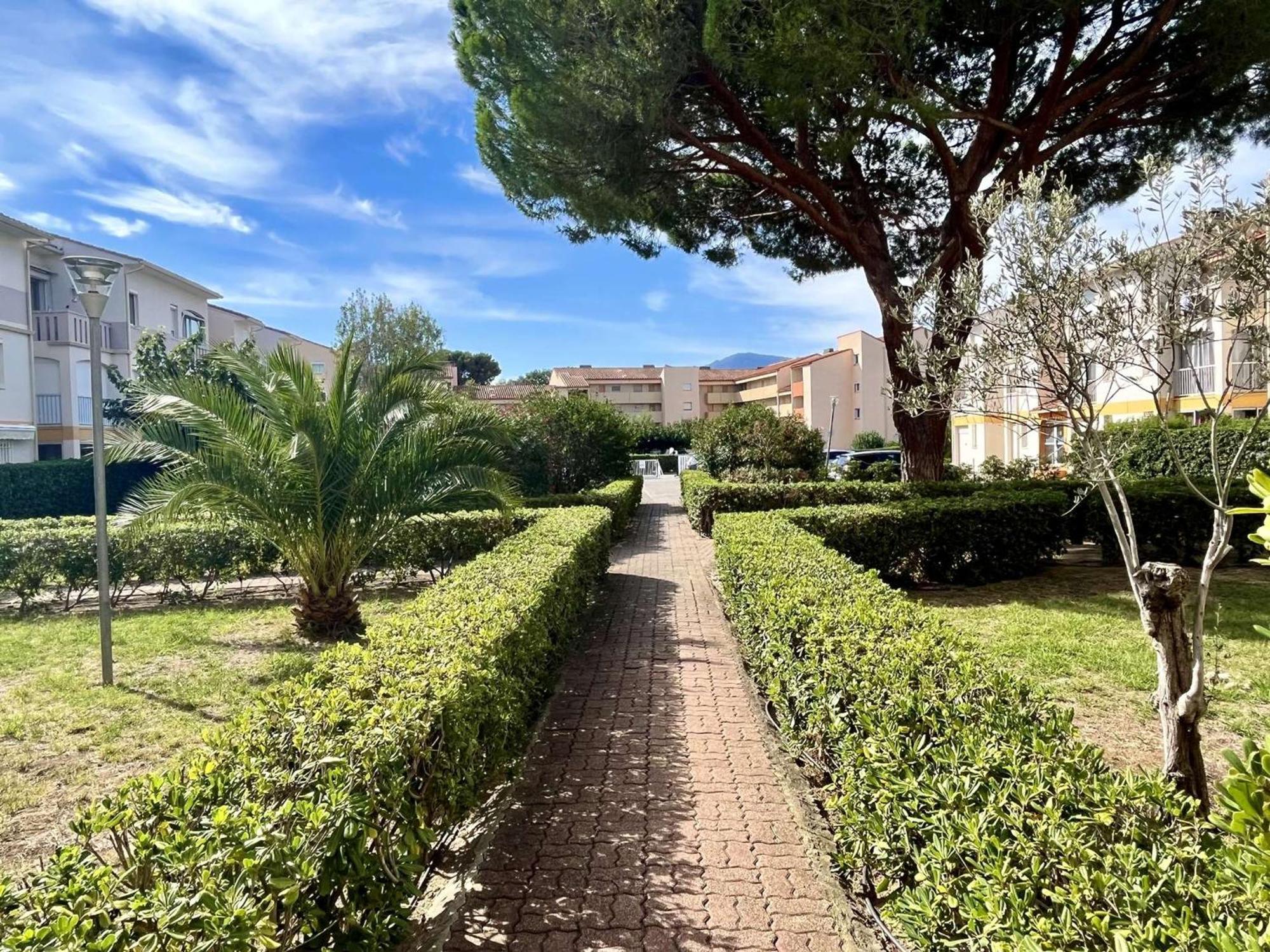 Studio A Argeles-Sur-Mer, 400M De La Plage Et Proche Commerces, Loggia, Animaux Bienvenus, Menage Inclus - Fr-1-225-548 Dış mekan fotoğraf